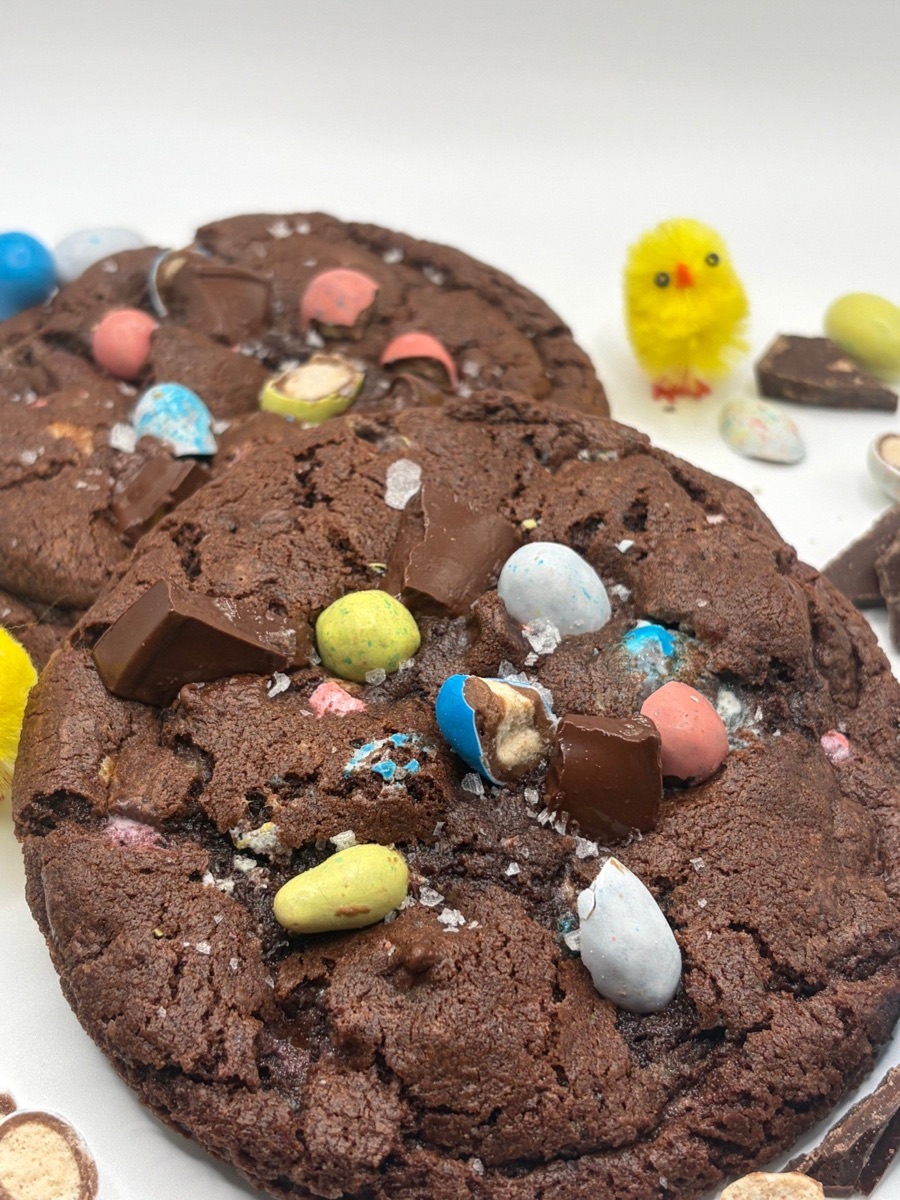rObins egg cookie